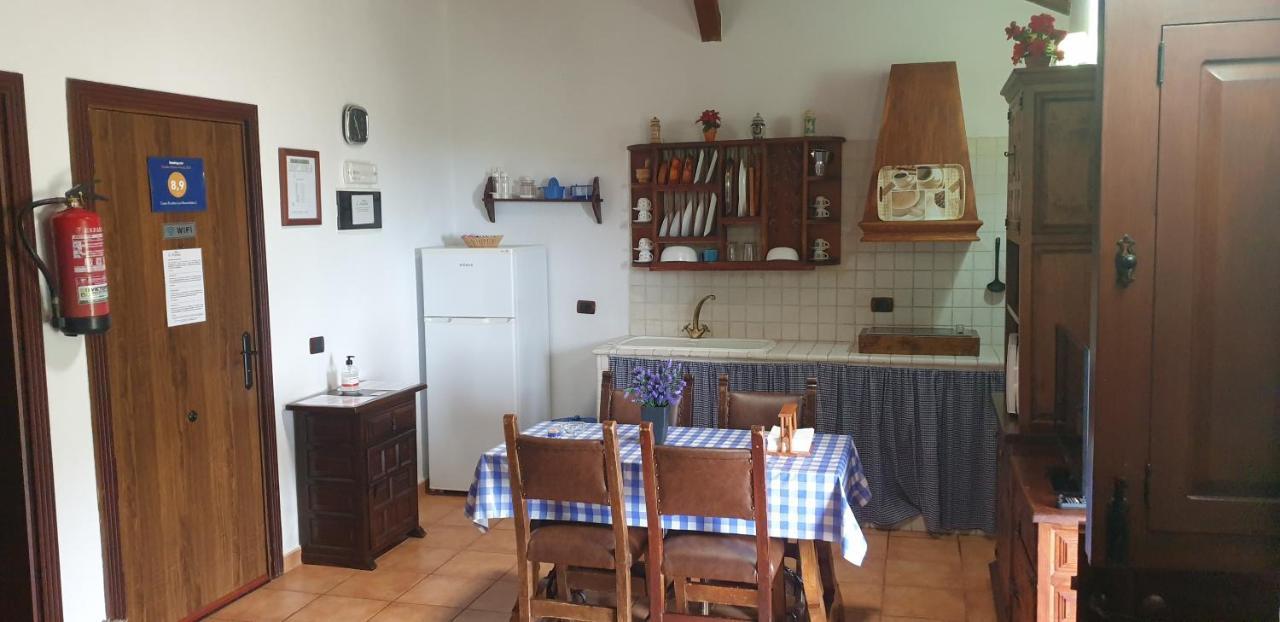 Casas Rurales Los Manantiales El Cercado ภายนอก รูปภาพ